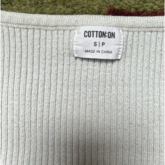Cotton On Knit Crop Top - Picture 2 of 3